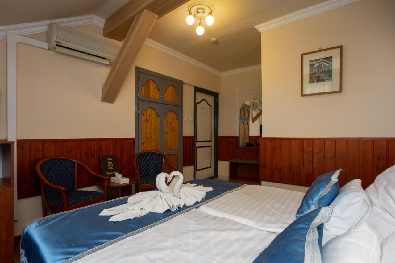 Illes Hotel Segedín Exteriér fotografie